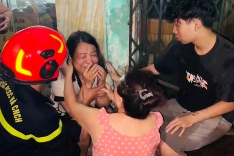 Hải Phòng: cháy nhà lúc rạng sáng, 5 người được cứu thoát
