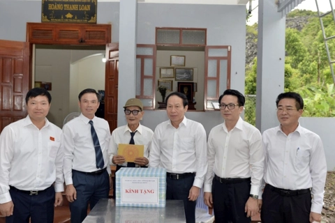 Hải Phòng: tặng quà 97 người có công với cách mạng nhân kỷ niệm Quốc khánh 2/9