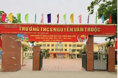 Quảng Ninh: Cách chức một hiệu trưởng liên quan đến sửa điểm cho học sinh