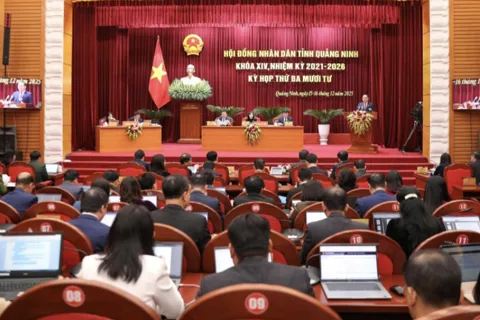 Khai mạc kỳ họp thứ 34 HĐND tỉnh khóa XIV