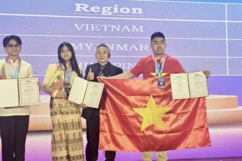 2 học sinh Hải Phòng giành Huy chương Đồng tại kỳ thi Olympic toán học thế giới WIMO 2025