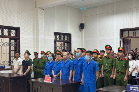 Quảng Ninh: xét xử 7 bị cáo liên quan đến vụ án buôn bán hàng cấm