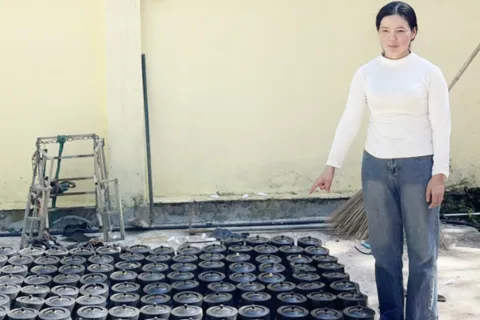 Quảng Ninh: bắt giữ 2 đối tượng vận chuyển trái phép khí cười với số lượng lớn.