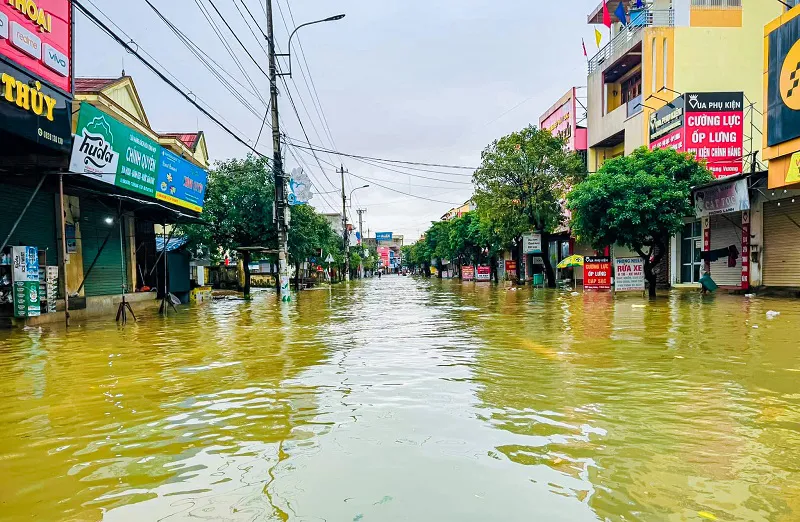Quảng Trị: hơn 1.200 hộ dân bị ngập, nhiều tuyến đường bị chia cắt do mưa lớn