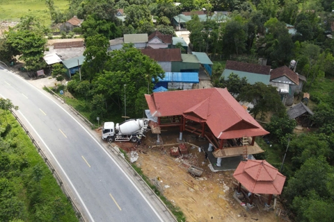 Hà Tĩnh: Xử phạt 17,5 triệu đồng đối với “biệt thự gỗ” xây dựng trái phép trên hành lang giao thông
