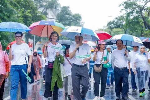 Bài 2: Hà Nội làm trong bầu trời – Hành động từ chính quyền đến cộng đồng