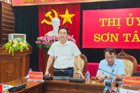 Tổ công tác số 7 của Thành phố làm việc với thị xã Sơn Tây về công tác xếp đơn vị hành chính cấp xã