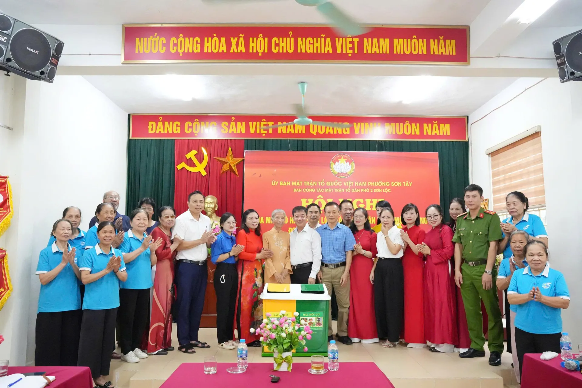 Ra mắt mô hình “Phân loại rác thải thân thiện với môi trường và Đoạn đường sáng- xanh- sạch- đẹp”