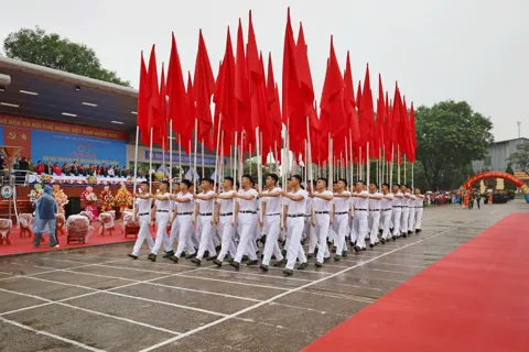 Khai mạc Đại hội Thể dục thể thao phường Tùng Thiện lần thứ nhất