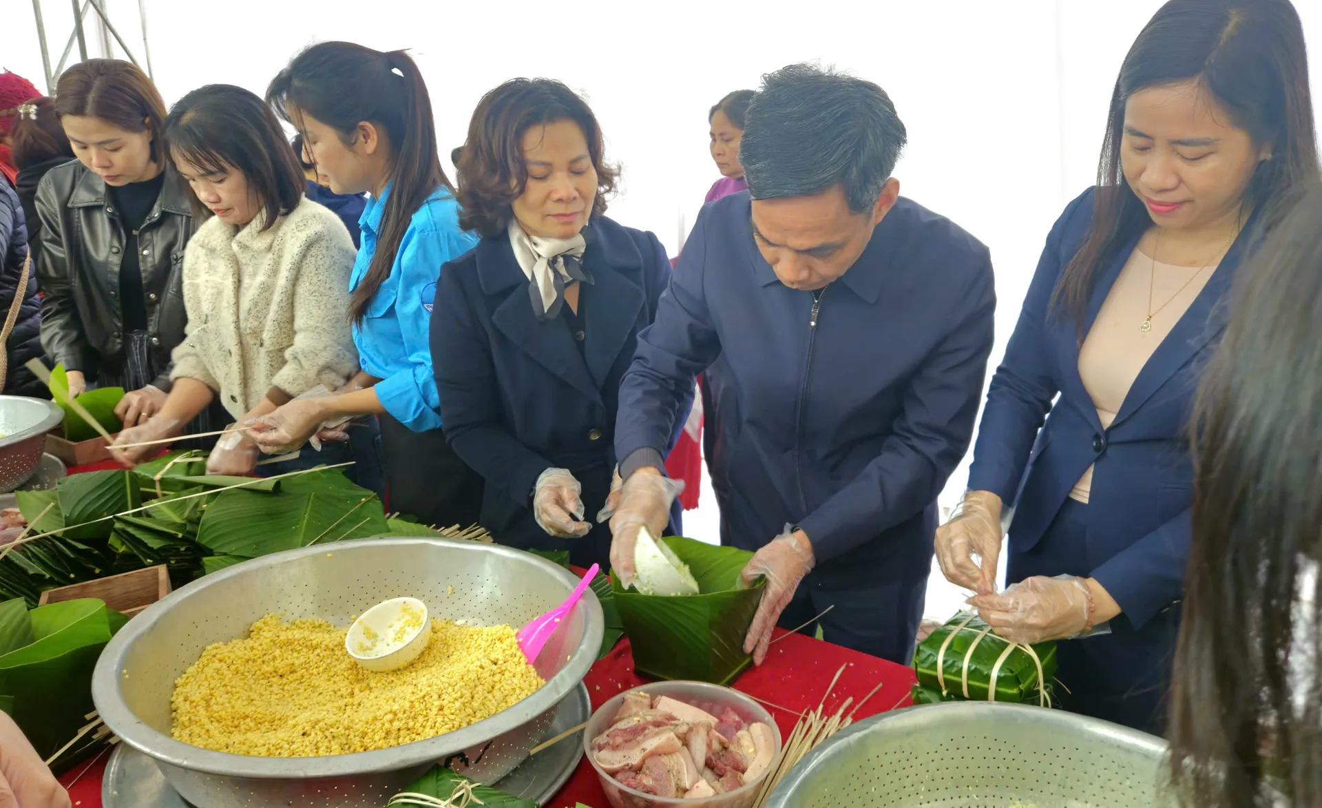 Rộn ràng “Tết yêu thương” tại xã Đoài Phương
