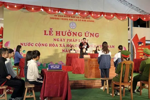 Xã Hoài Đức: Ngày Pháp luật Việt Nam 2025 thu hút đông đảo người dân tham dự