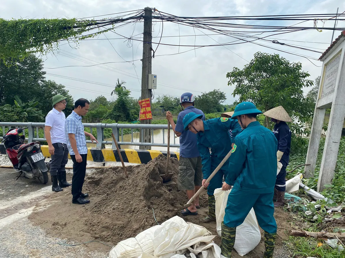 Xã Hoài Đức: 180m kênh T29 bị sạt lở do ảnh hưởng hoàn lưu bão Matmo