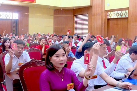Xã Vân Đình: cán bộ, đảng viên “gần dân, sát dân, nói đi đôi với làm”