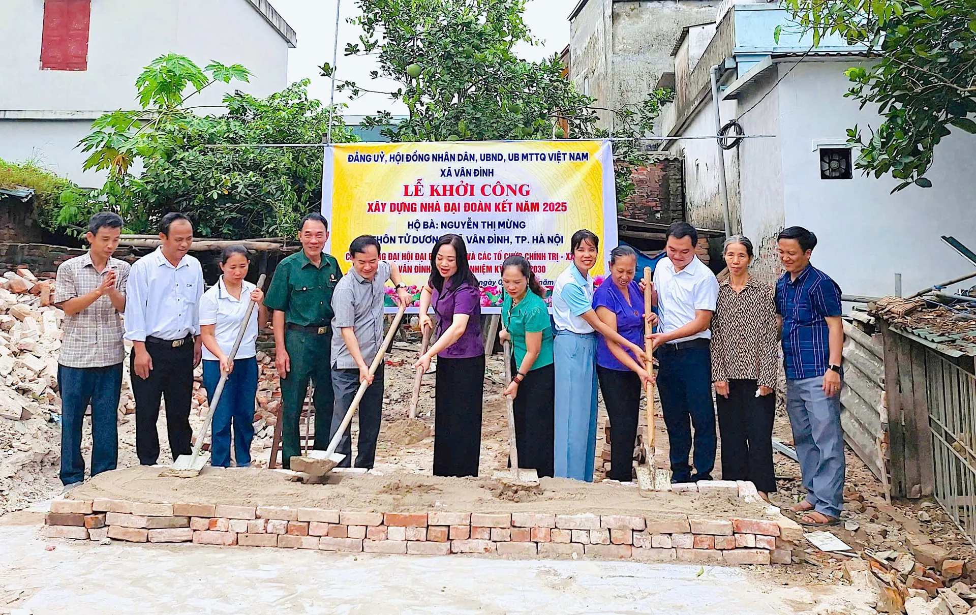 Xã Vân Đình: khởi công xây dựng Nhà Đại đoàn kết cho hộ đặc biệt khó khăn