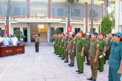 Công an xã Ứng Hoà ra quân tấn công, trấn áp tội phạm
