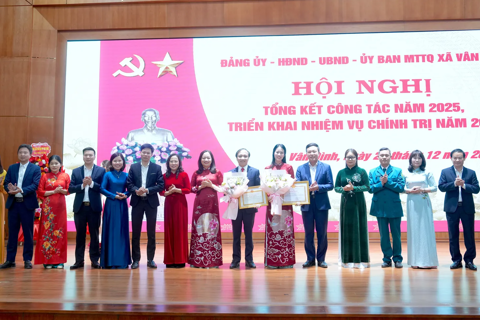 Xã Vân Đình: ổn định bộ máy, tạo chuyển động tích cực từ cơ sở