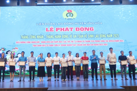 Huyện Ứng Hoà phát động Tháng Công nhân và Tháng hành động về ATVSLĐ năm 2025
