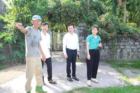 Xã Hoà Xá: kiểm tra điểm xung yếu, phòng, chống ngập úng trong mùa mưa bão
