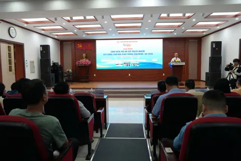 Văn hoá giao thông từ giảng đường ra phố