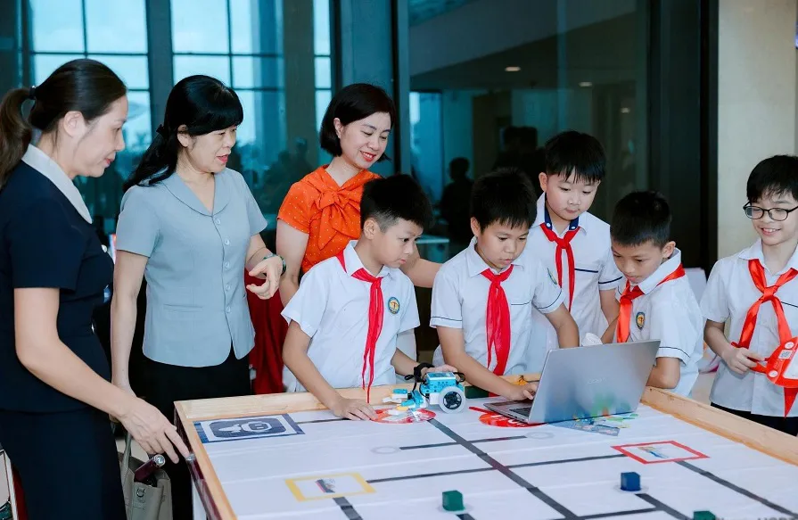 Xã Đông Anh: triển khai phong trào “bình dân học vụ số”
