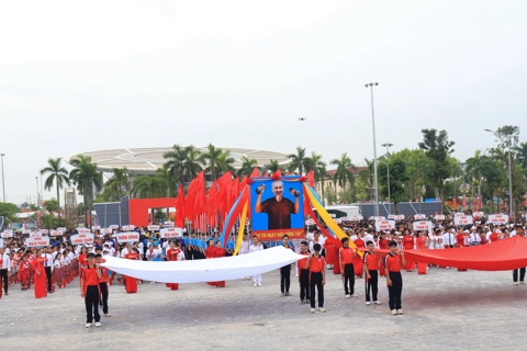 Xã Đông Anh đẩy mạnh phong trào “Toàn dân rèn luyện thân thể theo gương Bác Hồ vĩ đại”