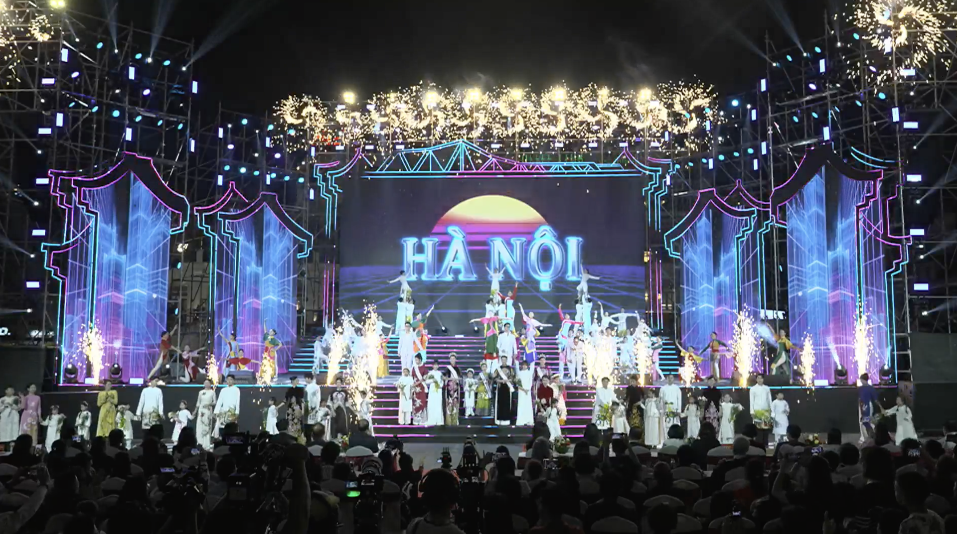 Bế mạc Festival Thăng Long - Hà Nội năm 2025: khơi dậy sức sáng tạo của người dân Thủ đô