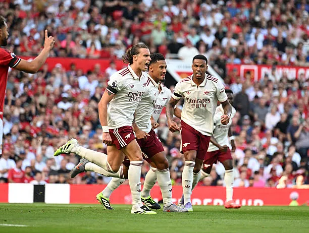 Trực tiếp bóng đá Arsenal vs Leeds lúc 23 giờ 30 hôm nay 23/8
