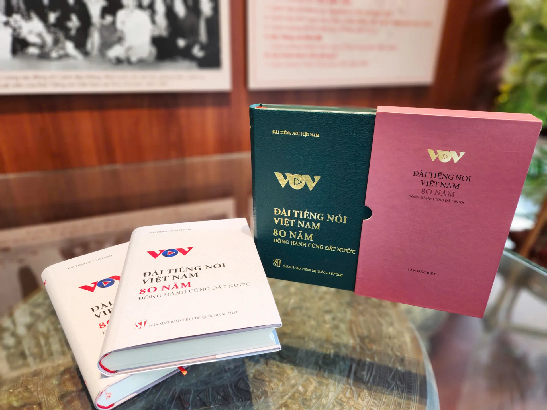Ra mắt sách “Đài Tiếng nói Việt Nam – 80 năm đồng hành cùng đất nước”