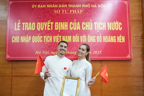 Tiền vệ Hendrio Araujo Da Silva nhận quyết định nhập tịch Việt Nam