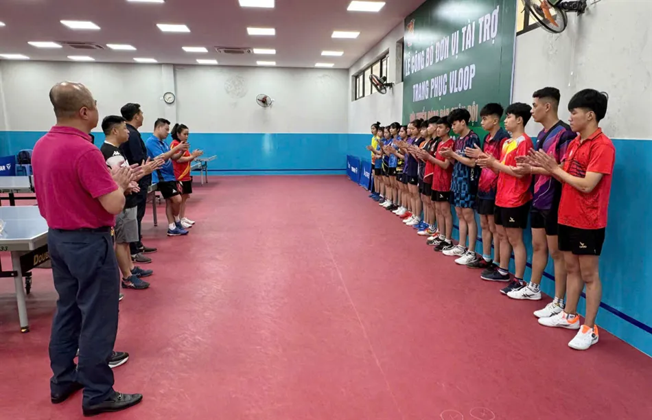Bóng bàn trẻ Việt Nam lên đường dự giải Đông Nam Á 2025