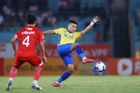 Hà Nội FC chấp nhận chỉ còn là cái bóng của chính mình?