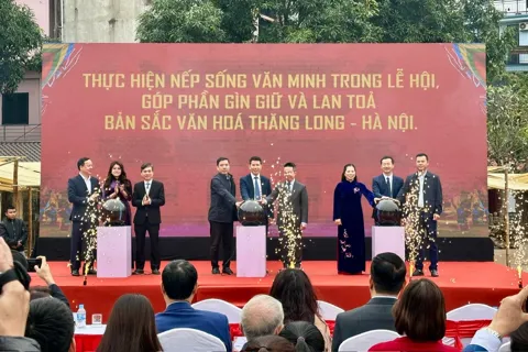 Hà Nội hưởng ứng “Bộ tiêu chí về môi trường văn hóa trong lễ hội truyền thống”