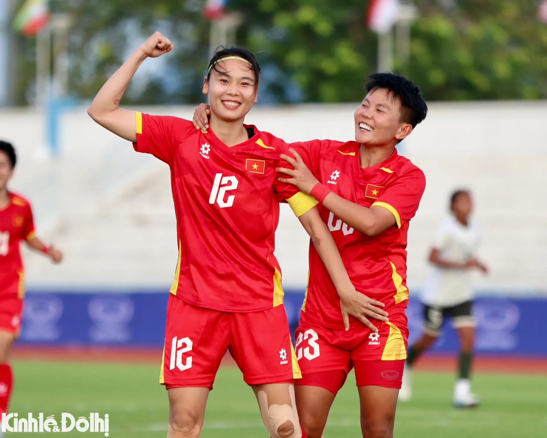 Thắng đậm Indonesia, tuyển nữ Việt Nam giành vé vào chung kết SEA Games 33