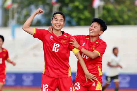 Thắng đậm Indonesia, tuyển nữ Việt Nam giành vé vào chung kết SEA Games 33