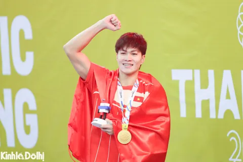 Bơi Việt Nam khởi đầu thuận lợi tại SEA Games 33