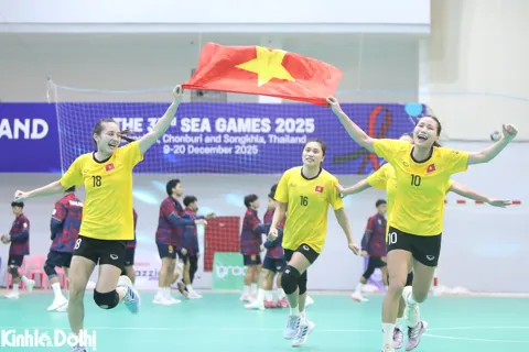 Bóng ném nữ Việt Nam thắng Thái Lan, giành HCV tại SEA Games 33