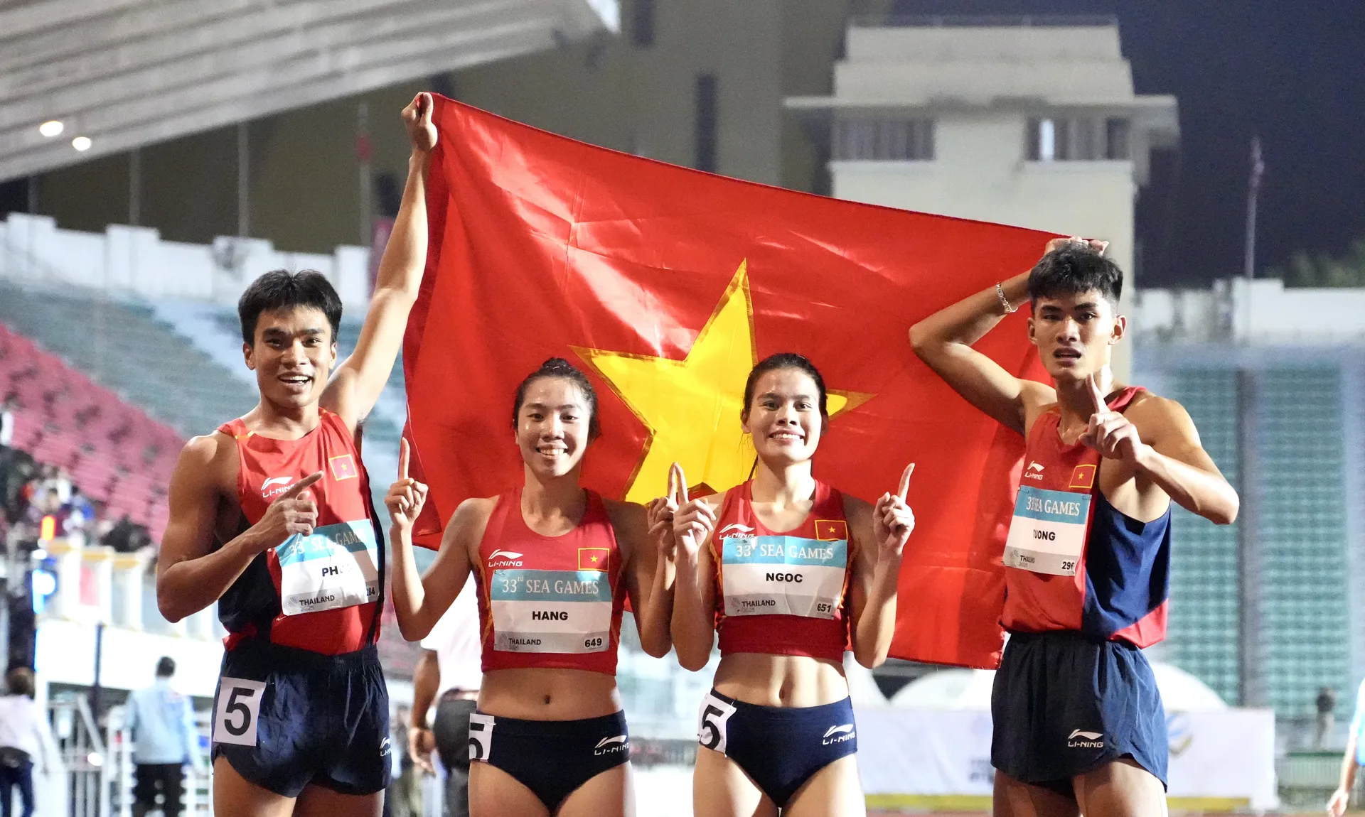 Kết quả SEA Games 33 ngày 13/12: điền kinh phá kỷ lục nội dung 4x400m nam nữ