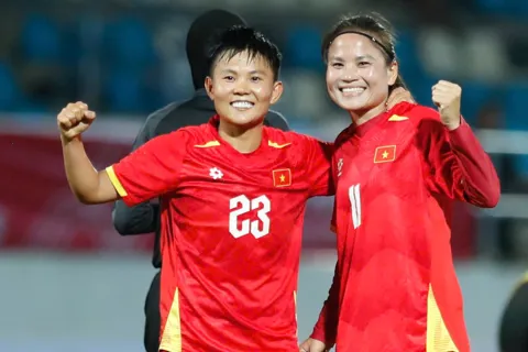 Trực tiếp bóng đá tuyển nữ Việt Nam vs tuyển nữ Malaysia lúc 16 giờ hôm nay 11/12