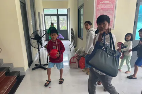 Quảng Ngãi khẩn cấp sơ tán dân