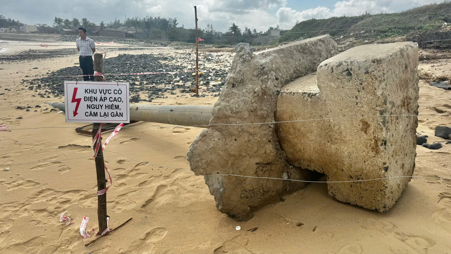 Tìm giải pháp đảm bảo cấp điện ổn định, an toàn cho đặc khu Lý Sơn