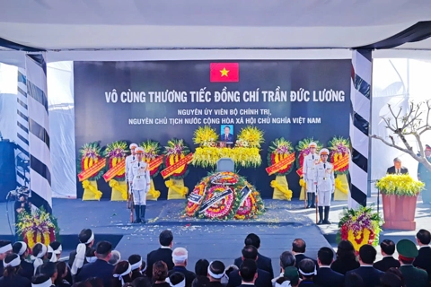 Nguyên Chủ tịch nước Trần Đức Lương đã về nơi yên nghỉ
