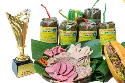 Quảng Ngãi: gây hàng trăm ca ngộ độc, bánh mì Hồng Vân đối diện mức phạt nào?