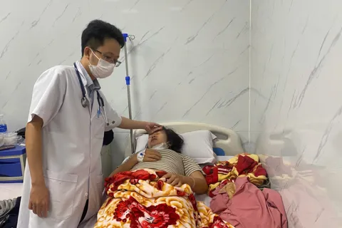 Quảng Ngãi: số ca nhập viện nghi ngộ độc thực phẩm do ăn bánh mì tiếp tục tăng