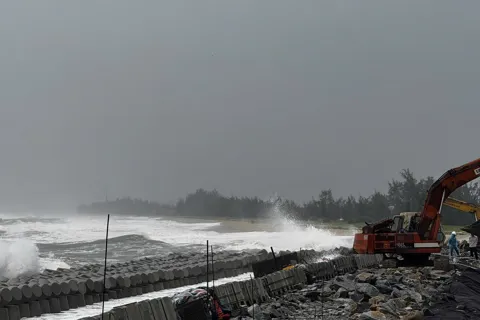 Quảng Ngãi: chủ động phương án ứng phó bão, lũ tại các công trình đang thi công