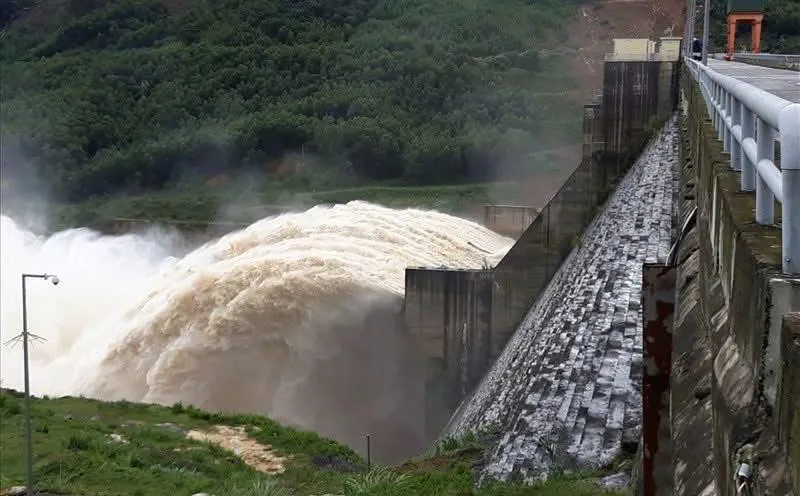 Quảng Ngãi: tuyệt đối không để xảy ra tình trạng xả lũ bất ngờ, lũ chồng lũ