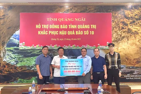 Quảng Ngãi hỗ trợ 3,5 tỷ đồng cho người dân vùng bão lũ