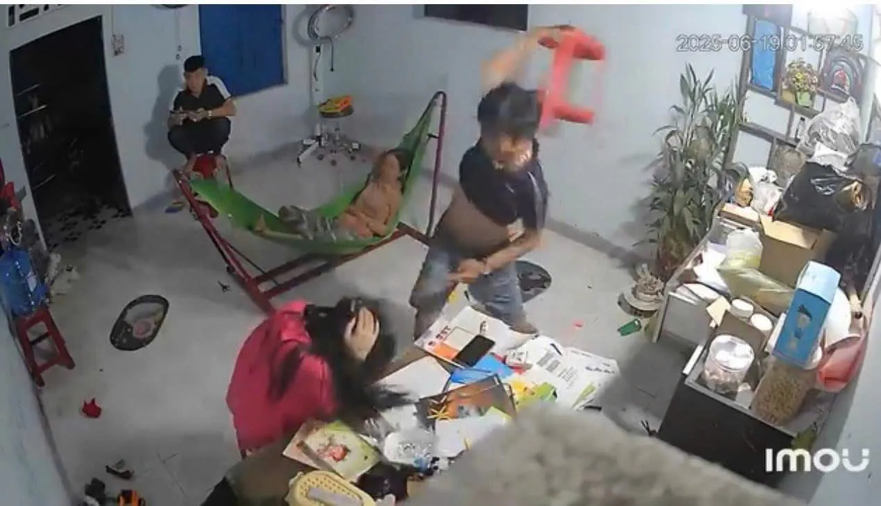 Công an Quảng Ngãi vào cuộc điều tra vụ anh trai đánh em gái