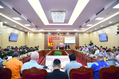 Khẩn trương xây dựng các kịch bản ứng phó sự cố tàu Star Bueno trong bão số 13