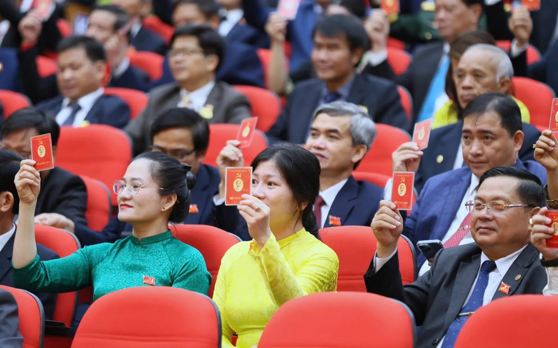 Quảng Ngãi đặt mục tiêu tăng trưởng hai con số trong chặng đường mới