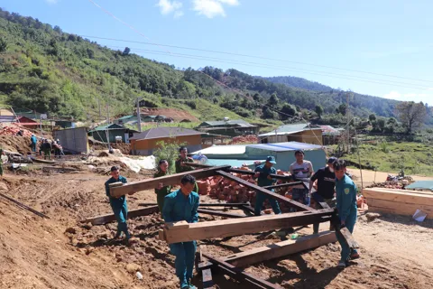 Quảng Ngãi: dời làng sạt lở để xây cuộc sống mới